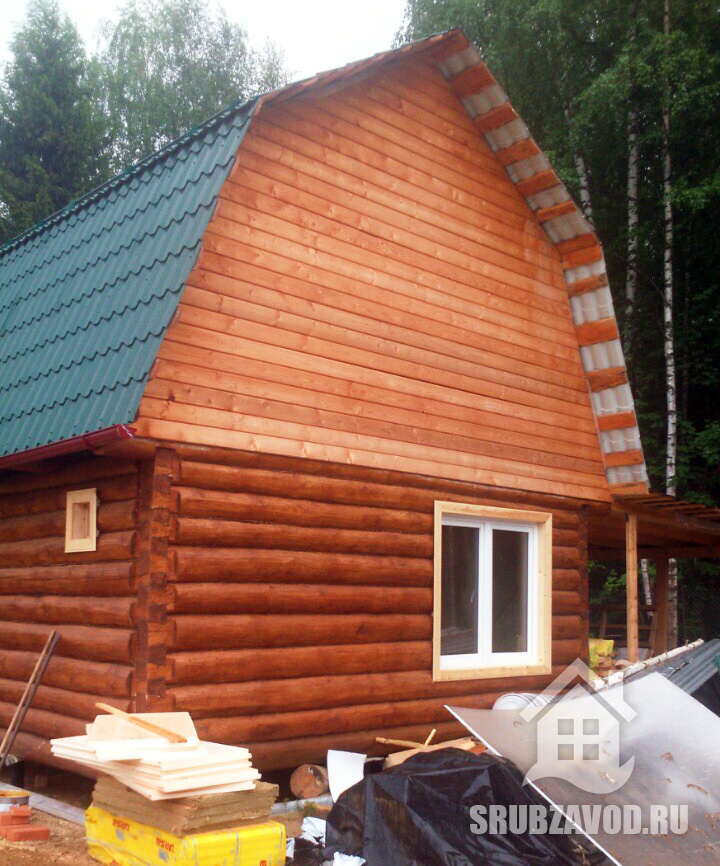 Сруб бани 5х6 с ломаной крышей из бревна — фото 2